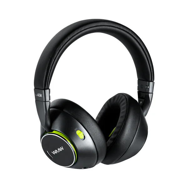 Headphone WAAW by Alok preto com detalhes em verde
